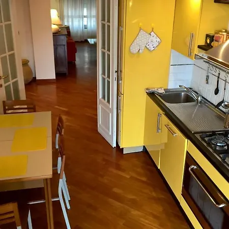 Casa Del Golfo Paradiso Appartamento *